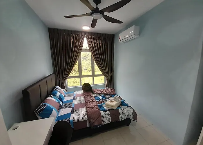 The Anderson Condo With Netflix With Free Parking With Swimming Pool And At Ipoh City Centre Nearby To All Amenities And Attractions